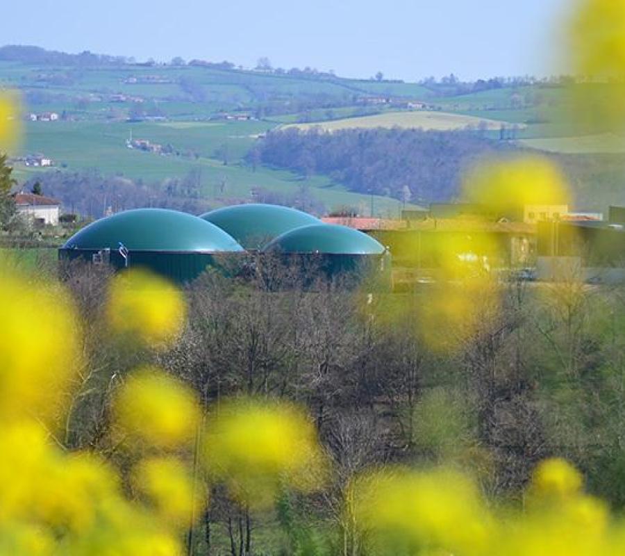 La réduction des émissions de CO2 est une préoccupation largement partagée dans la société. Le biométhane est une réponse pertinente à cet objectif commun de lutter contre le réchauffement climatique.